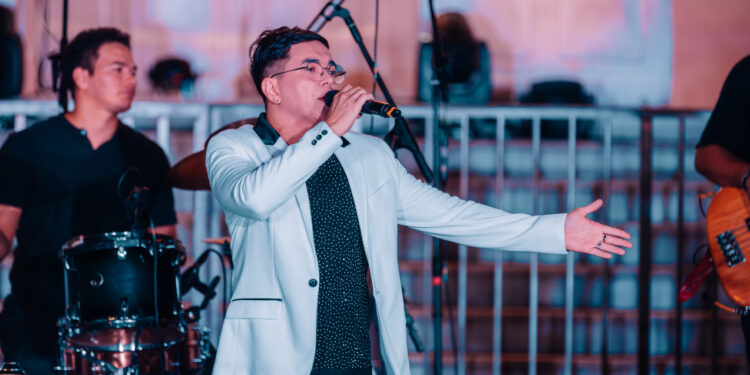 São Luís/MA – Show Natal na Catedral encanta público na noite do dia 25 na Praça Deodoro