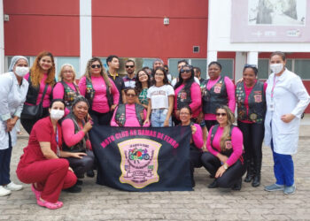 São Luís/MA – Paciente internada no Hospital Dr. Carlos Macieira recebe visita de grupo de motociclistas