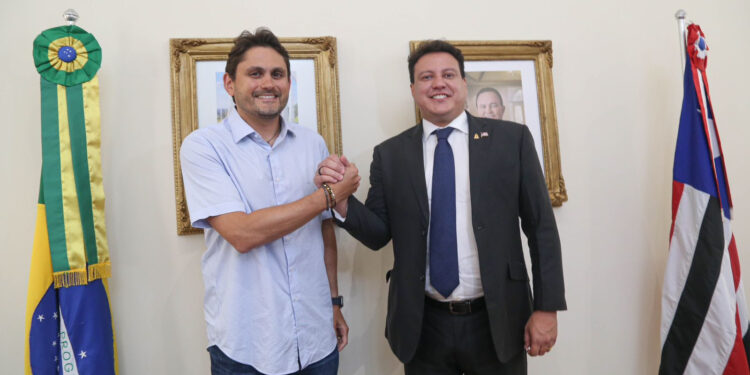 São Luís/MA – Em visita ao governador em exercício, ministro das Comunicações anuncia implantação de luminárias inteligentes 5G no Centro Histórico