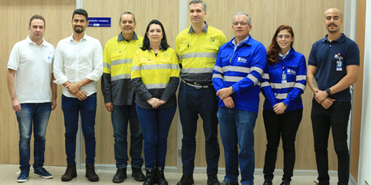 São Luís/MA – Porto do Itaqui recebe diretores da South32 após sucesso do retorno da operação de alumínio