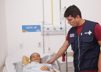 Viana/MA – Secretário Tiago Fernandes visita Hospital Regional dialoga com pacientes e profissionais da unidade