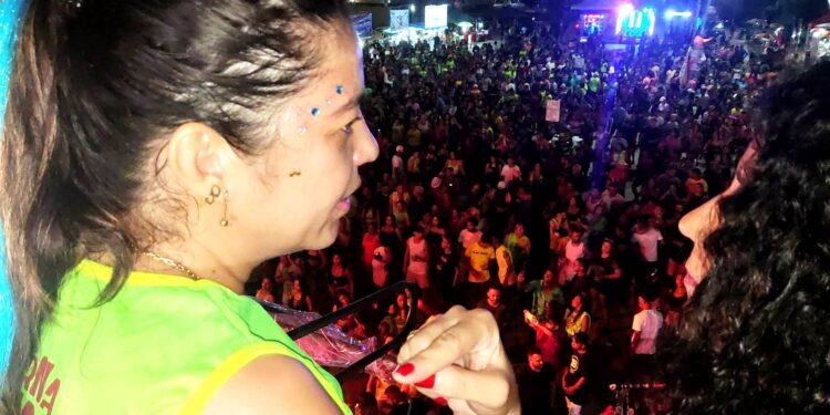 BACABEIRA Blocão dos Gonçalos faz a diferença e contagia Grande Público para celebrar o Pré-Carnaval 2024