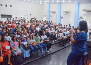 São Luís/MA – Acolhida a estudantes, pais e professores marca volta às aulas nas escolas da rede estadual de ensino