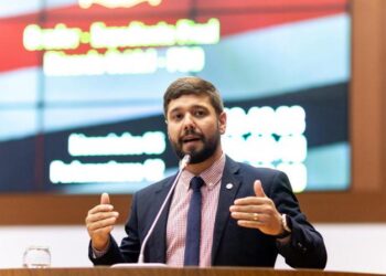 São Luís/MA – Deputado Ricardo Seidel afirma que Alema realiza feito histórico ao dar posse a vereador licenciado do cargo