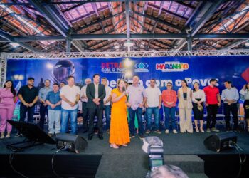 São Luís/MA – Iracema Vale prestigia lançamento do programa ‘Detran com o Povo’ e entrega de benefícios do ‘Minha Renda’