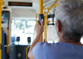 Brasília – Novo Cartão de Ônibus para Idosos a partir de 60 anos: Confira Como Solicitar de Forma Simples