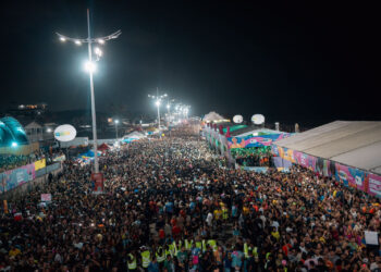 São Luís/MA – Com shows de Zé Vaqueiro e Gusttavo Lima, circuito Litorânea recebe meio milhão de pessoas na primeira noite do Carnaval do Maranhão 2024