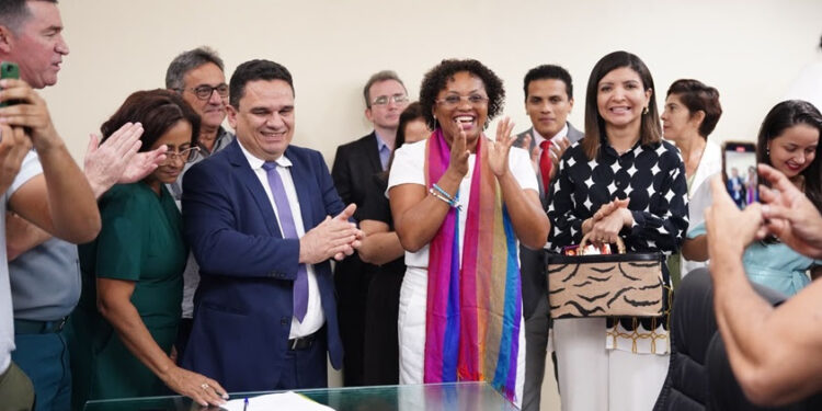 São Luís/MA – Secretário Maurício Martins empossa Elivânia Estrela para o cargo de ouvidora da Segurança Pública