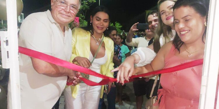 ARARI: O Prefeito Rui Filho entrega obras de qualidade com harmonia integração e humanização, na saúde do município.