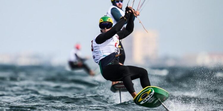 Maranhense Bruno Lobo garante Top 5 no Campeonato Europeu de Fórmula Kite