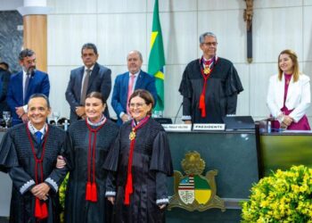 São Luís/MA – Iracema Vale participa de solenidade de posse dos novos desembargadores do TJMA