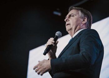 Brasília – Exército prepara celas para eventual prisão de Bolsonaro e militares