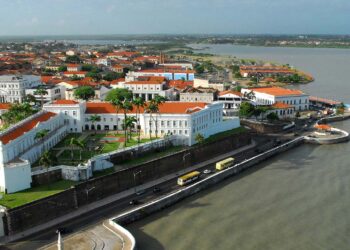 São Luís/MA – Descobrimos uma cidade de encantos escondidos no Nordeste brasileiro onde o amor dança nas ondas do tempo