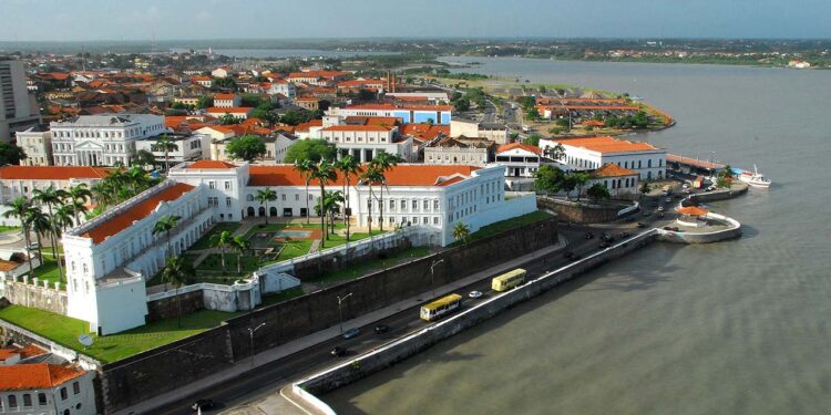 São Luís/MA – Descobrimos uma cidade de encantos escondidos no Nordeste brasileiro onde o amor dança nas ondas do tempo
