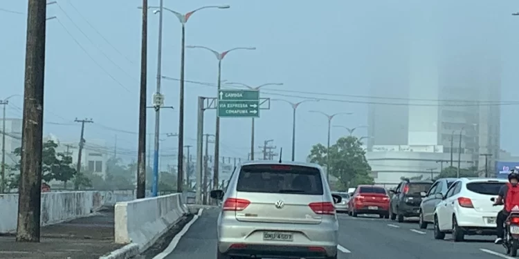 SÃO LUÍS/MA – Neblina chama a atenção de moradores na Grande Ilha