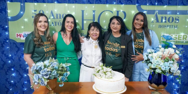 São Luís/MA: Vereadora Fátima Araújo é homenageada durante a solenidade de comemoração pelos 50 anos do ambulatório e quatro anos da área hospitalar do Hospital Genésio Rêgo