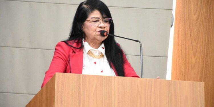 São Luís/MA – Fátima Araújo fala sobre iniciativas em benefício de comunidades