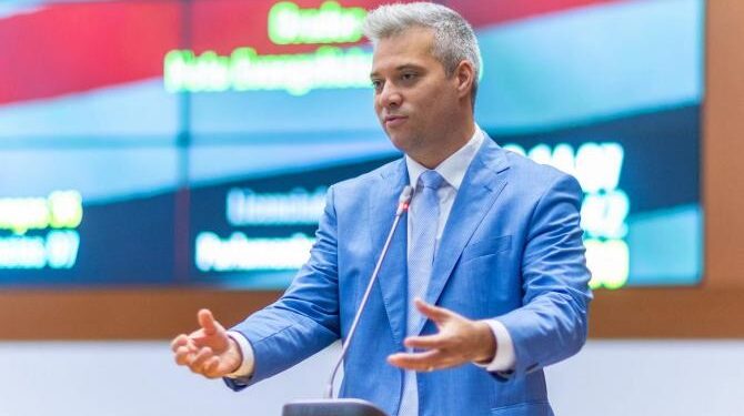 São Luís/MA – Aprovados dois projetos de lei de Neto Evangelista em prol da comunidade autista