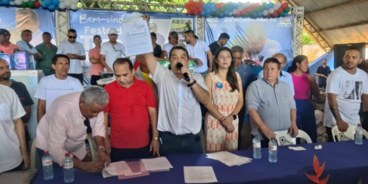 SANTA RITA / MA – Dr.Hilton Gonçalo entrega Base Descentralizada do SAMU, assina Ordem de Serviço para obras importantes, muita Ação Social durante Festa do Trabalhador.