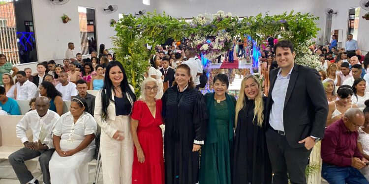 Na Grande Ilha / Casais dizem sim ao amor na 10 edição do Casamento Comunitário organizado por FÁTIMA ARAÚJO