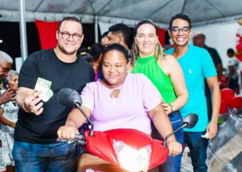 MATÕES DO NORTE: Solimar Alves homenageia mães na tão aguardada festa com distribuição de prêmios especiais.