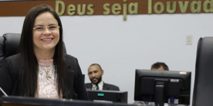 Raposa/MA – Lei de autoria de Fabiana Vilar reconhece o município como Terra do Artesanato Renda de Bilro