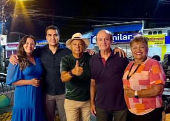 NA GRANDE ILHA : Léo Produções homenageia Álvaro Bruno Botentuit e esposa Raysa Hellen Oftalmologistas e Cirurgiões.