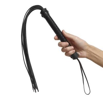 COROATA / MA – O vaqueiro começa a massacrar e demitir na sede e no interior