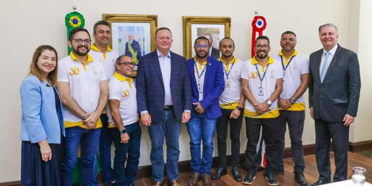 São Luís/MA – Brandão sanciona projeto de lei que garante reajuste salarial para servidores do TJMA