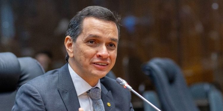 São Benedito do Rio Preto/MA – Ricardo Arruda solicita disponibilização de kits de irrigação para agricultores