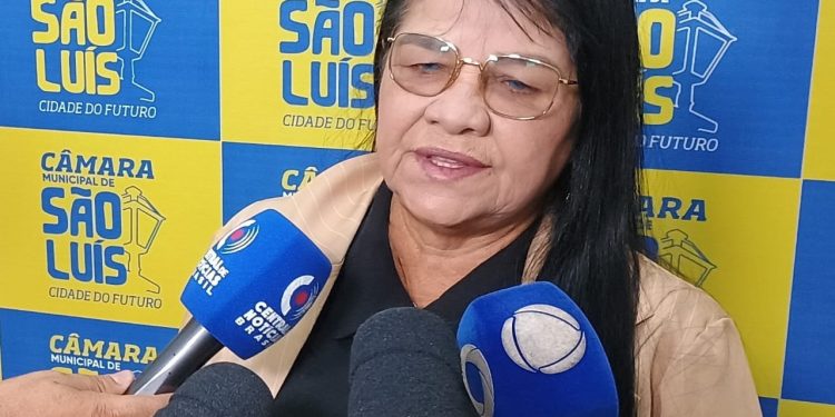 Vereadora Fátima Araújo foi relatora do processo que cassou o mandato do vereador Domingos Paz