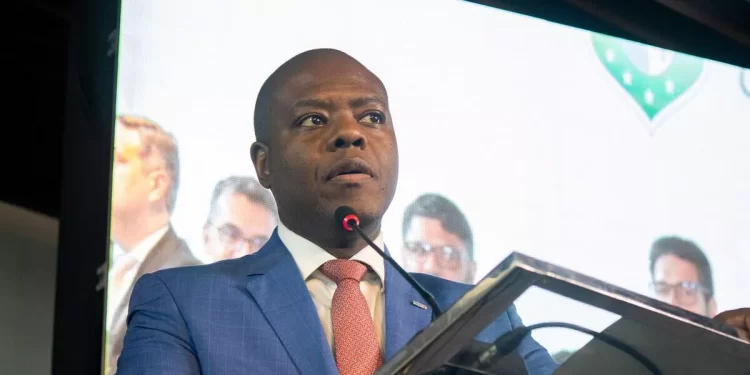 São Paulo – Mais um caso: ex-aluna acusa Silvio Almeida e o chama de “predador sexual”