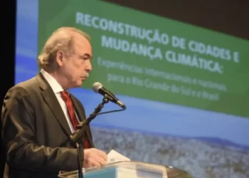 Brasília – Indústria brasileira já acumula crescimento de 6,1% em doze meses