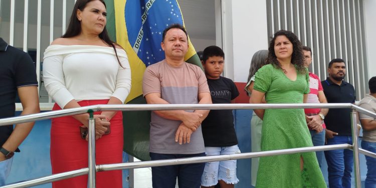 Prefeito Nilson do Cassó celebra os 77 anos de Primeira Cruz, com Misssa em Ação de Graças, Festa e muita Ação Social dia 16.