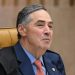 BRASIL: MINISTRO FAZ PIADA COM EPISÓDIO DE DESCUMPRIMENTO DA LEI