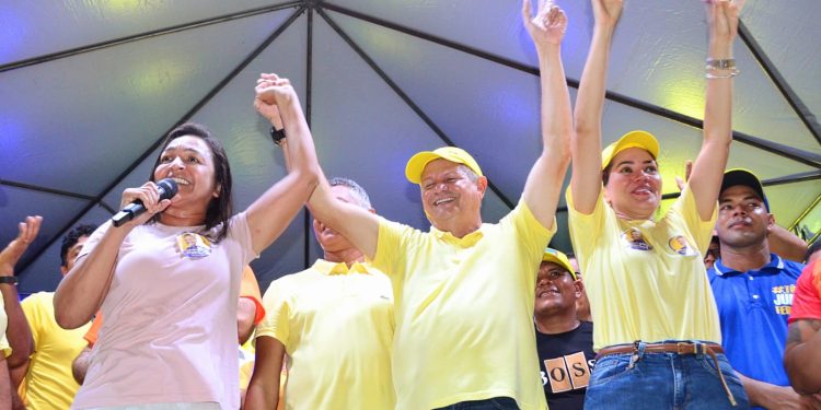 Icatu: Com mais de 10 mil pessoas, Walace encerra campanha realizando a maior mobilização política na história do Munim