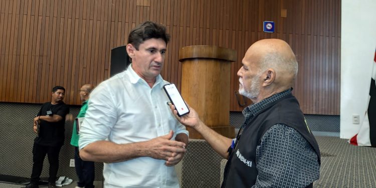 O Prefeito eleito de Coroatá, Edimar Vaqueiro do PSB esteve presente no 4º encontro para gestores eleitos e reeleitos na Assembleia Legislativa do Maranhão.