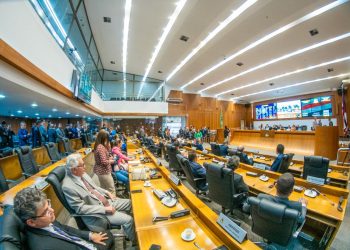 São Luís/MA – Assembleia aprova projeto que cria lista de prioridade para travessia em ferryboat