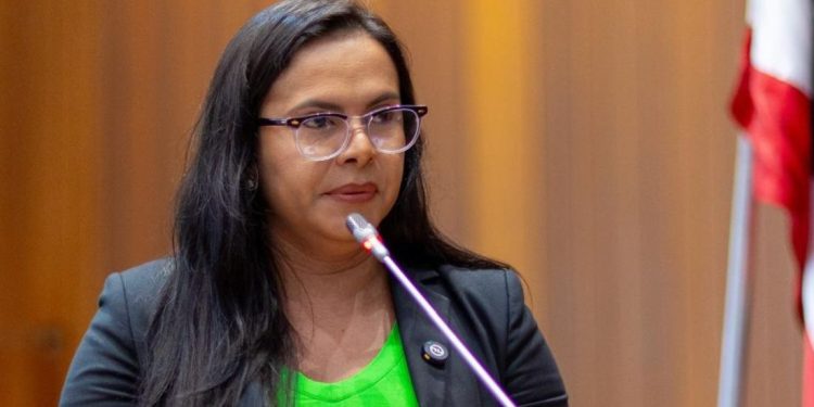 São Luís/MA – Ana do Gás revela que recebeu proposta para votar contra Iracema