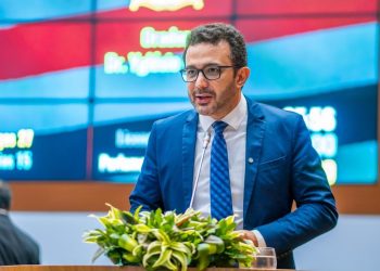 Yglésio denuncia manobras para afastar governador Carlos Brandão