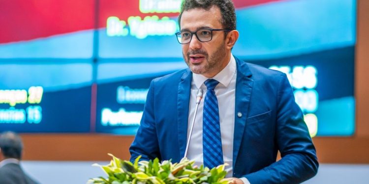 Yglésio denuncia manobras para afastar governador Carlos Brandão