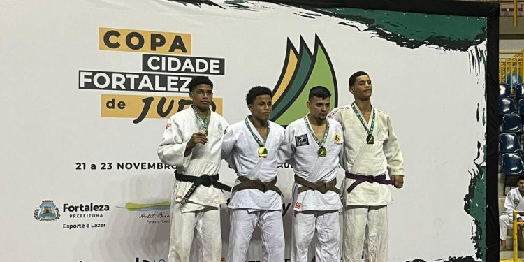 Fórum Jaracaty conquista 8 medalhas na Copa Cidade Fortaleza de Judô