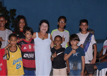 FÁTIMA ARAÚJO / Incansável, continua rotina itinerante em busca de melhorias para a sua gente na Grande Ilha.