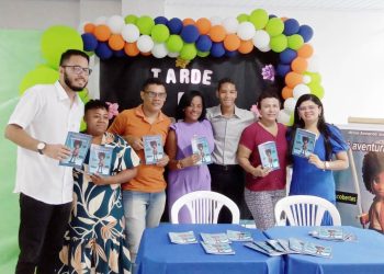 Aluno do IBP – Instituto Bom Pastor do Anjo da Guarda, Nicollas Alexander lança livro Infantil * AS AVENTURAS DE MAX* Em emocionante tarde de autógrafos.
