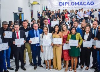 MATÕES DO NORTE / MA – Prefeito Solimar Alves e Luza Paiva são diplomados prefeito e vice-prefeita na comarca de Cantanhede.