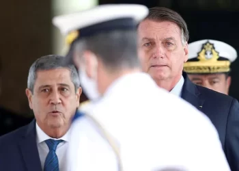 Brasília – Braga Netto entregou dinheiro em caixa de vinho no plano para matar Lula e outras autoridades