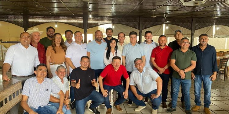 Imperatriz/MA – Prefeitos da região Tocantina declaram apoio a Roberto Costa na Famem