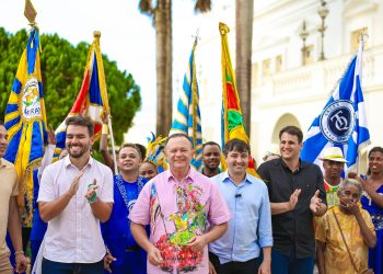 São Luís/MA – Governador Brandão recebe escolas de samba e anuncia ensaios na Madre Deus em 2025