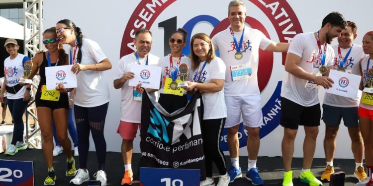 São Luís/MA – Vencedores da corrida da Alema celebram iniciativa da Casa em favor do esporte