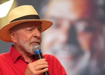 Brasília – “Eles nem foram condenados e estão pedindo anistia. Deveriam é estar pedindo inocência”, diz Lula, sobre os golpistas